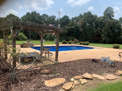 Lakefront Lodge For Sale Covington County Mississippi - image 9