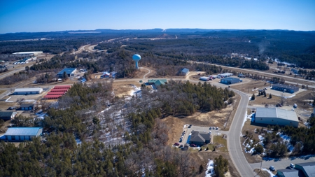 9400 sq ft commercial/industrial building w/ acreage - image 44