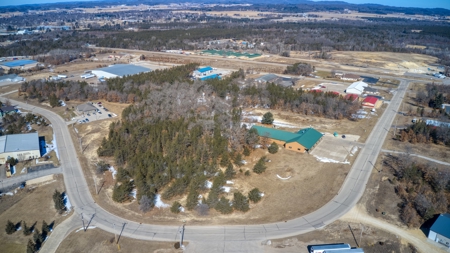 9400 sq ft commercial/industrial building w/ acreage - image 28