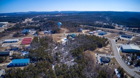 9400 sq ft commercial/industrial building w/ acreage - image 45