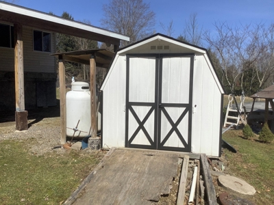 Very Private 3Bd 2 Bath Ranch Home,11 Acres In Upstate Ny - image 8