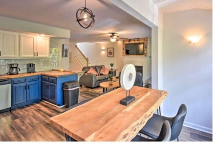 Condo on the CARTECAY RIVER - image 9