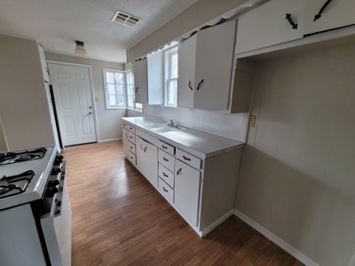 Investment House for Sale in Alva, OK - image 3