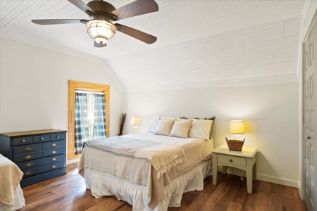 42 Acre Mountain Hideaway with Creeks & Remodeled Farmhouse! - image 43