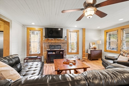42 Acre Mountain Hideaway with Creeks & Remodeled Farmhouse! - image 21