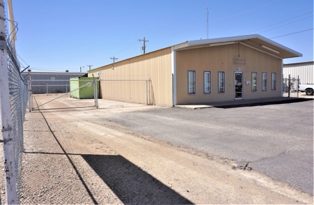 Fort Stockton Commercial For Sale 903 N Butz Pecos Co. - image 4