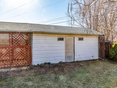 Western Colorado Home For Sale with Mountain Views - image 7