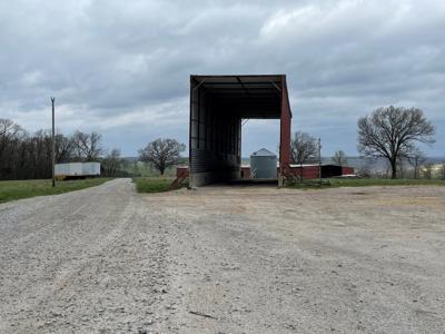 Large Cattle Ranch For Sale In Southern Missouri - image 10