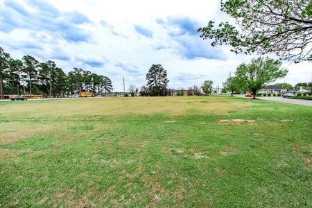 **PRE AUCTION OFFER ACCEPTED - Under Contract - Lot 2 ** - image 2