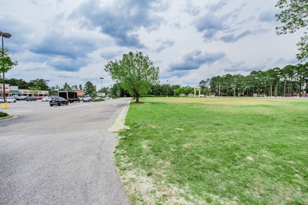 **PRE AUCTION OFFER ACCEPTED - Under Contract - Lot 2 ** - image 4