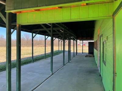 Commercial Restaurant Building On 1.5 Acres For Sale - image 15