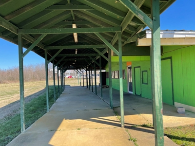 Commercial Restaurant Building On 1.5 Acres For Sale - image 18