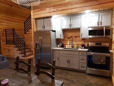 Income Producing Recreational Cabin – National Forest Area - image 20