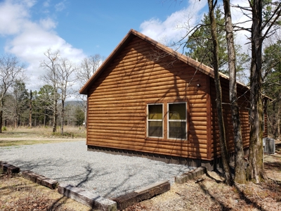 Income Producing Recreational Cabin – National Forest Area - image 4