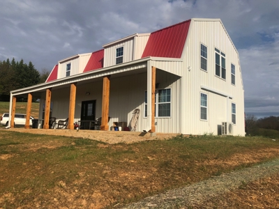 3 bed 2 bath Barndominium Style Home in East TN For Sale - image 15