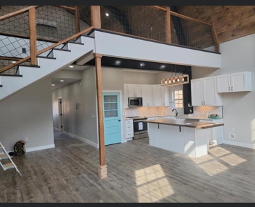 3 bed 2 bath Barndominium Style Home in East TN For Sale - image 2