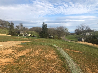 3 bed 2 bath Barndominium Style Home in East TN For Sale - image 16