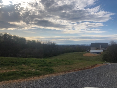 3 bed 2 bath Barndominium Style Home in East TN For Sale - image 25