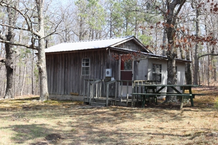 320 Acres of Wooded Land in the Ozark Mountains - image 1