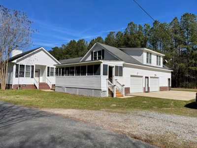 Custom Home and Country Living in Windsor, VA - image 6
