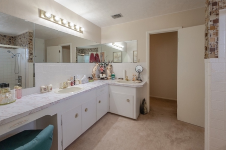 High visibility commercial / investment property for sale! - image 12