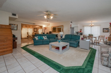 High visibility commercial / investment property for sale! - image 19