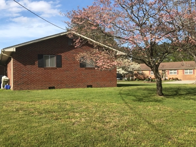 Brick Home in a Great Neighborhood - image 6