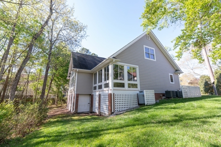 Albemarle Plantation Home At 102 Wando Circle Hertford - image 6