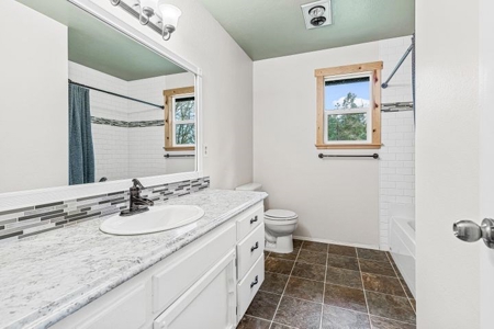 43 acres-2 dwellings in beautiful Sunny Valley-Southern Or. - image 24