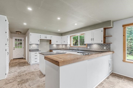 43 acres-2 dwellings in beautiful Sunny Valley-Southern Or. - image 10