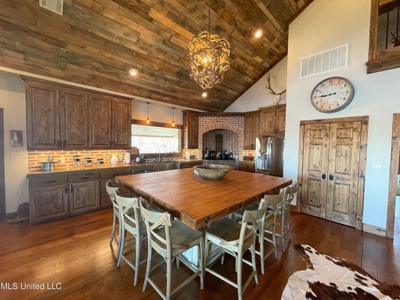 Ownership Share in Pittman-Hogue Island Hunting Club - image 8