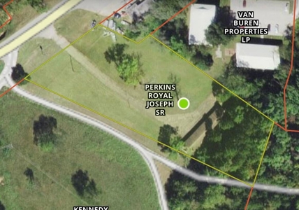 Fixer Upper Commercial Opportunity in Van Buren, MO - image 3