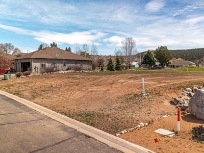 New Golf Course Home For Sale in Western Colorado - image 7