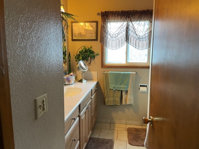 3bed/2bath 1944 sq.ft home with large yard. - image 19