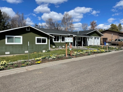 3bed/2bath 1944 sq.ft home with large yard. - image 9