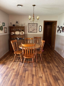Countryside Home With Big Yard In Southeastern Oklahoma - image 9