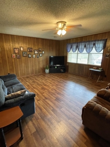Countryside Home With Big Yard In Southeastern Oklahoma - image 14