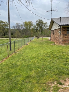 Countryside Home With Big Yard In Southeastern Oklahoma - image 29