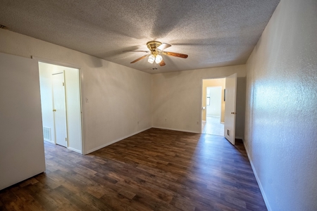 Country Home with Acreage Near Lindale Texas in Smith County - image 33