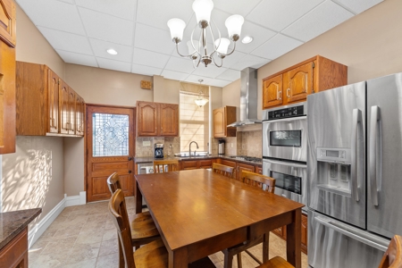 Stunning 3 Story Historic Mansion in Hermann, MO - image 28