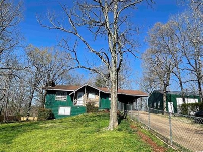 Newly renovated home in Cherokee Village, AR for Sale - image 1