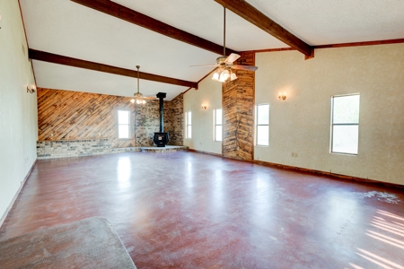 Large home and land near Mertzon, Texas - image 17