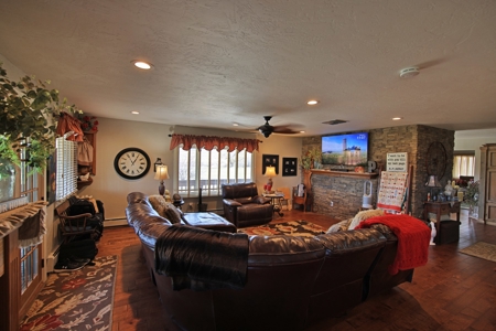 Mountain Home for Sale in Western Colorado - image 8