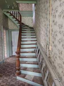 Historic Victorian, 2,649 sq. ft Home, 2.23 acres - image 25