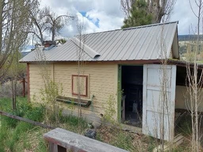Historic Victorian, 2,649 sq. ft Home, 2.23 acres - image 7