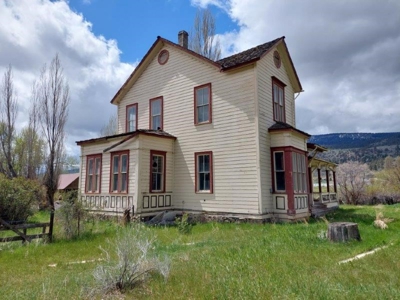 Historic Victorian, 2,649 sq. ft Home, 2.23 acres - image 10