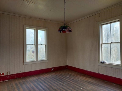 Historic Victorian, 2,649 sq. ft Home, 2.23 acres - image 26
