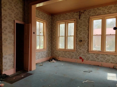 Historic Victorian, 2,649 sq. ft Home, 2.23 acres - image 23