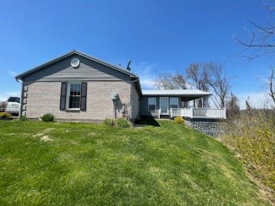 Brick Ranch home on crawl space for sale - image 3