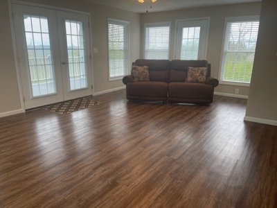 Brick Ranch home on crawl space for sale - image 22
